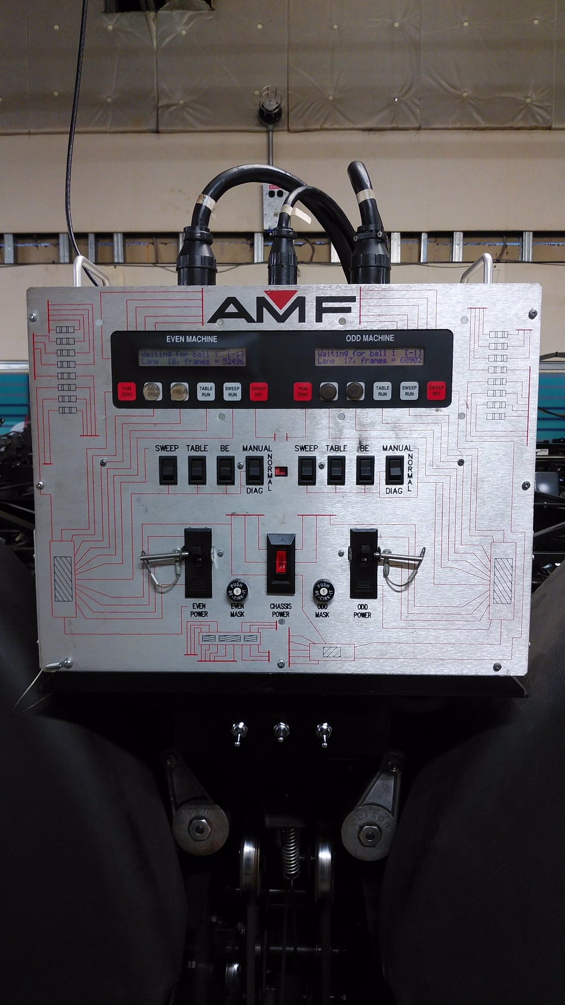 28 AMF 82-90XL Pinspotters, used